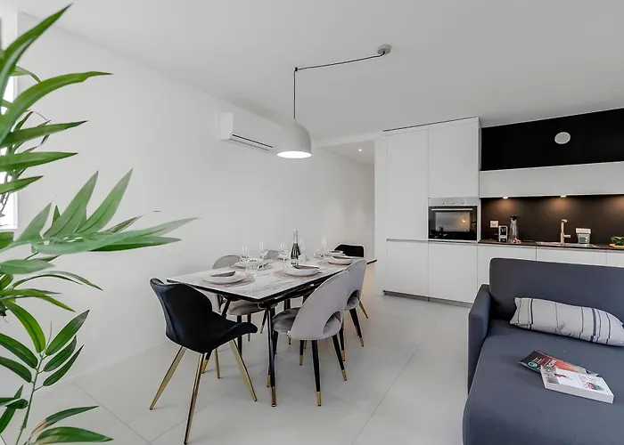 Corte Di - Happy 아파트 *