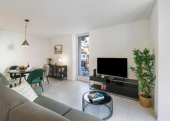 Daire Corte Di - Happy