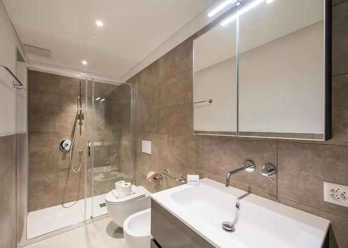 Daire Corte Di - Happy *