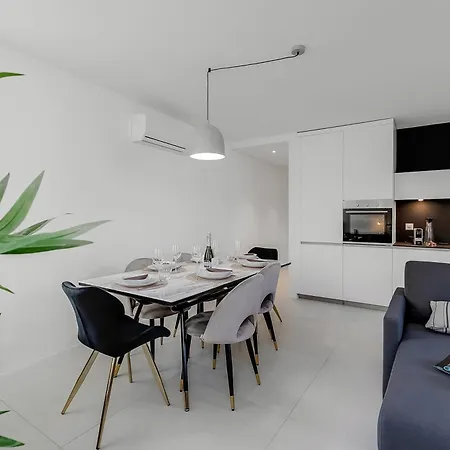 Corte Di - Happy Apartman *