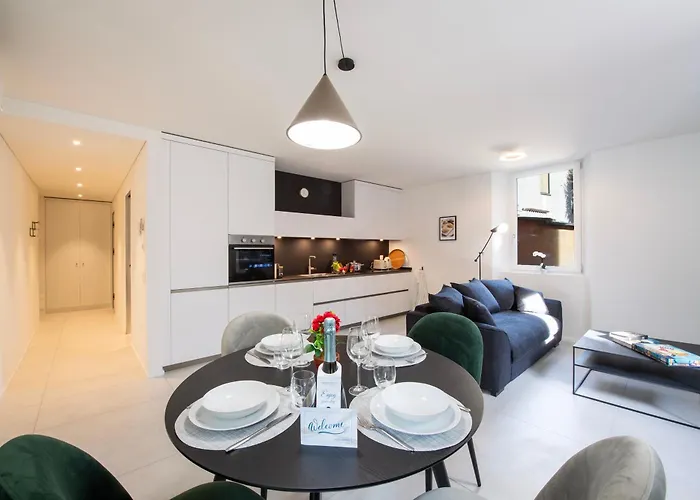 Corte Di - Happy * 阿斯科纳